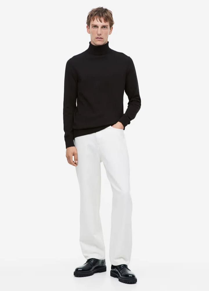 Fine-knit Turtleneck Sweater